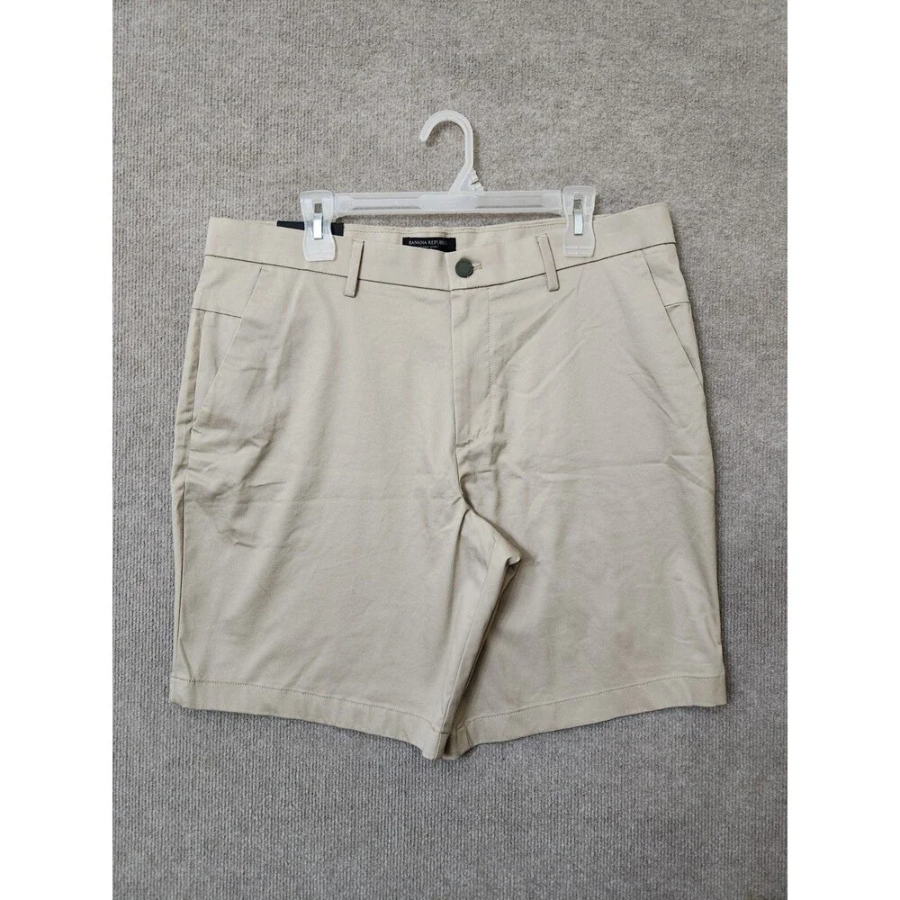 Banana Republic Core Temp Aiden Shorts Mens 36 Beige Performance Stretch NEW